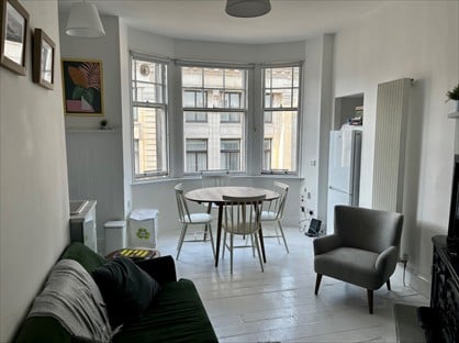 2 Bed Flat, Bread Street, EH3