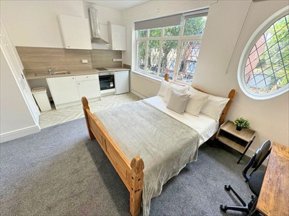 Room in a Shared House, Hallewell Road, B16