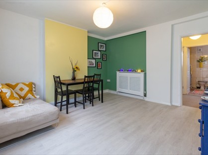 2 Bed Flat, East Street, SE17