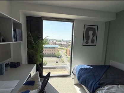 Room in a Shared Flat, Parkside, CV1