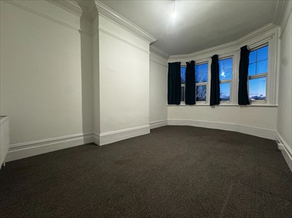 1 Bed Flat, Bridge Road, SO19