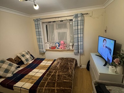 Room in a Shared House, Willowbrook Road, TW19