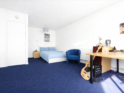 3 Bed Flat, Holmrook, NW1