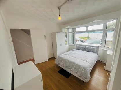 Room in a Shared Flat, Silver Street, N18