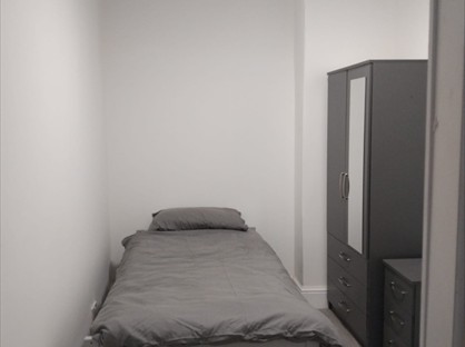 Room in a Shared House, Blackburn Road, BL1