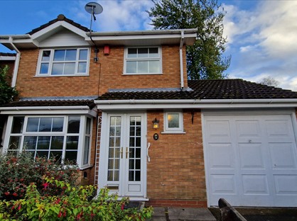 3 Bed Detached House, Sunnybank Close, WS9