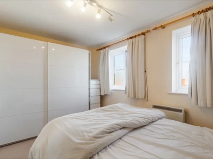 1 Bed Flat, Lucas Gardens, N2