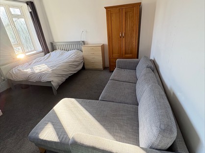Room in a Shared Flat, Crowndale Court, NW1