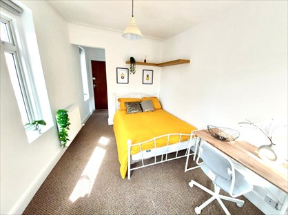 Room in a Shared House, Milton Road, SO15