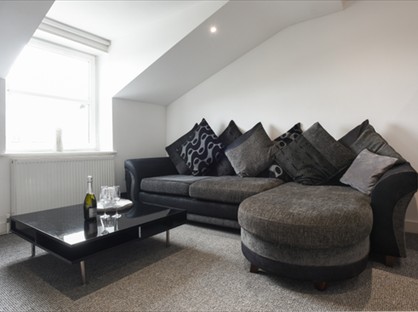 2 Bed Flat, Montrose Court, PO2