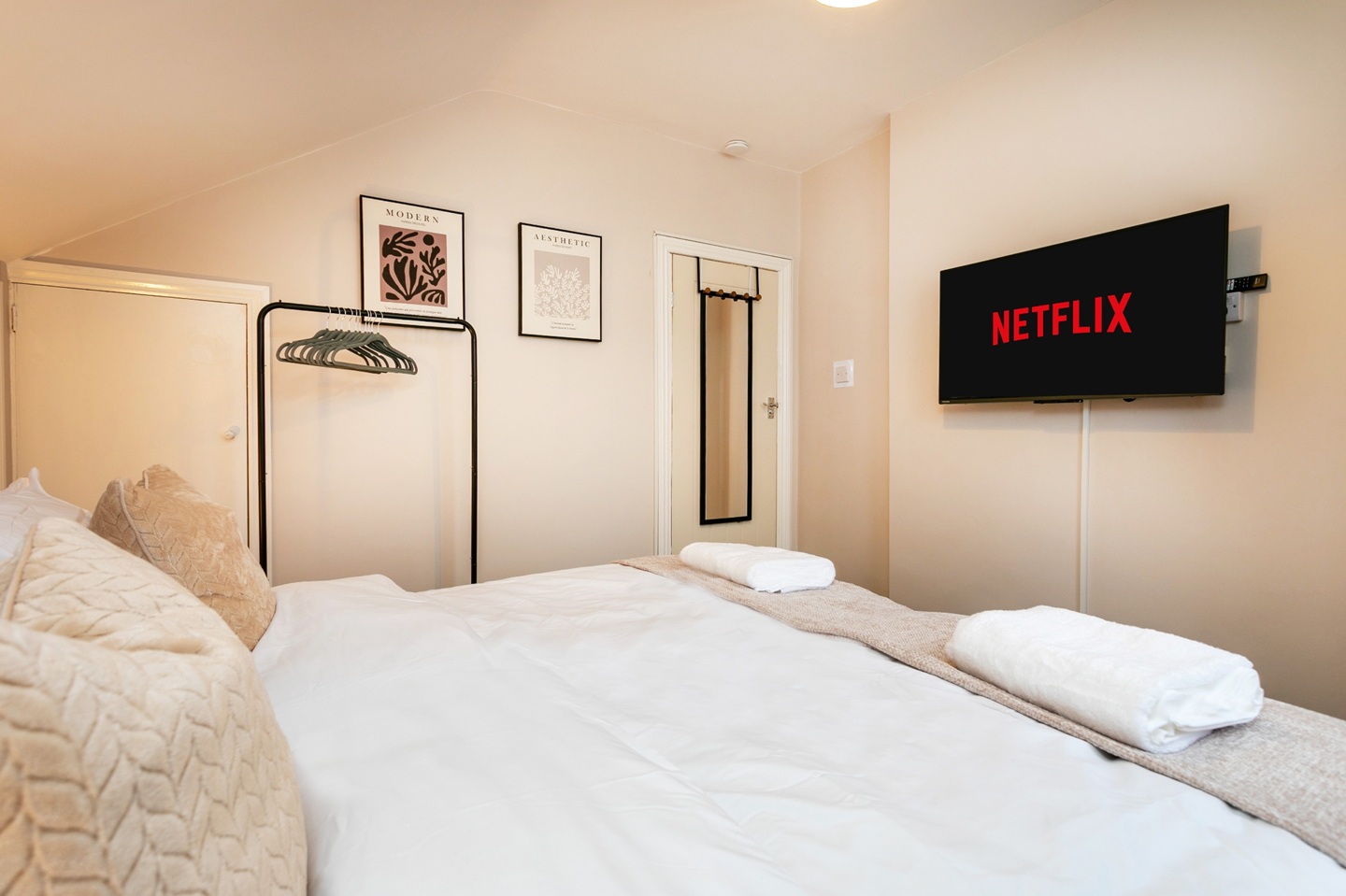 Additional image 3 of 3 Bed Semi-Detached House, Dartford Road, LE2, N1 7GU