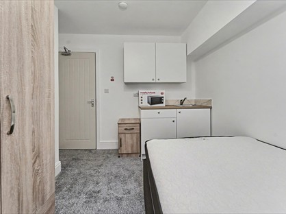 Room in a Shared House, Willenhall, WV13