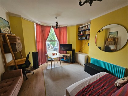 1 Bed Flat, Eastdown Park, SE13