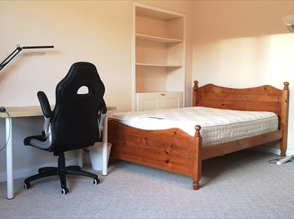 Room in a Shared Flat, Broomhouse Loan, EH11