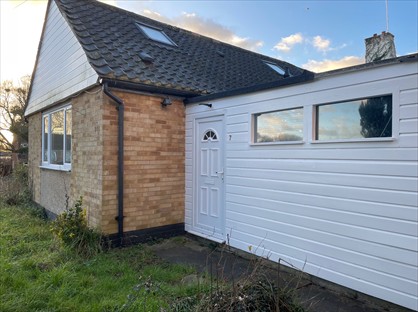 2 Bed Semi-Detached House, Oak Green, CM11