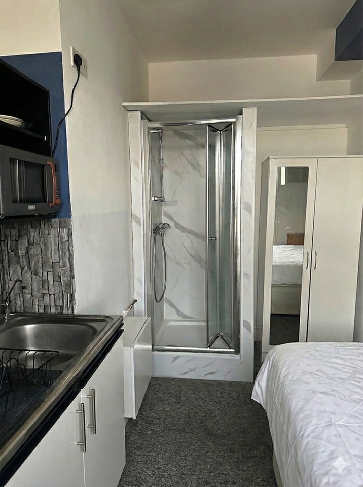 Additional image 3 of Studio Flat, Castletown Road, W14, N1 7GU