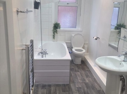 Room in a Shared House, Beck Road, LS8