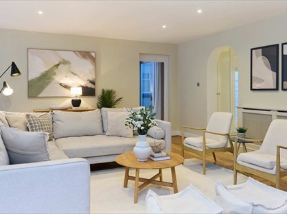 3 Bed Flat, Strathearn Place, W2