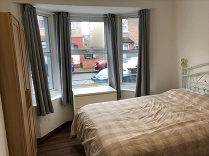 Room in a Shared House, Benskin Road, WD18