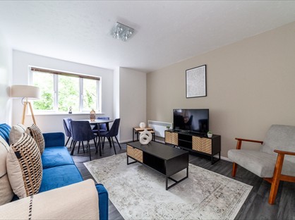 2 Bed Flat, Beacon Gate, SE14