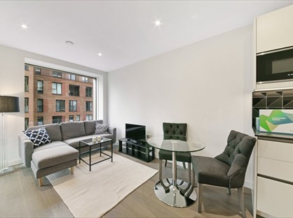 Studio Flat, Hurlock Heights, SE17