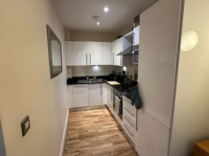 Studio Flat, Black Bull Court, EC1N