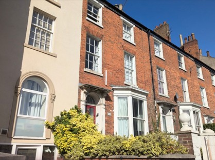 4 Bed Terraced House, Lindum Road, LN2