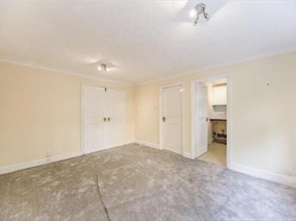 2 Bed Flat, Mulberry Court, CR3
