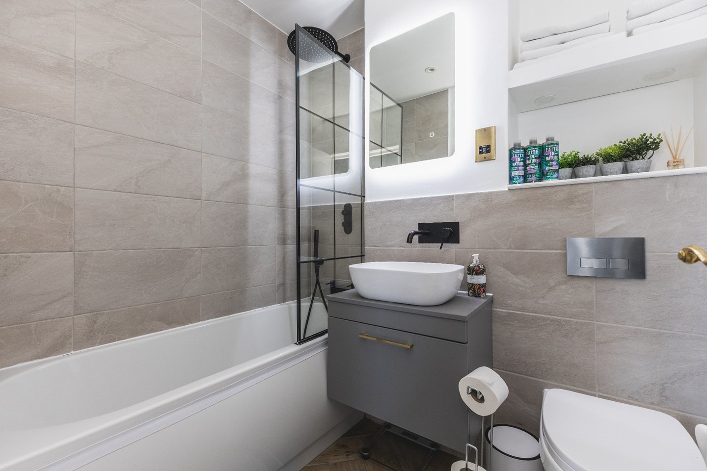 Additional image 9 of 1 Bed Flat, Sinclair Road, W14, N1 7GU