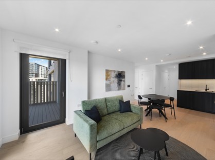 1 Bed Flat, Park & Sayer, SE17