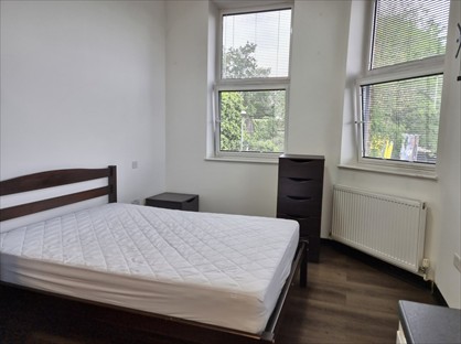 Studio Flat, Parish Lane, SE20