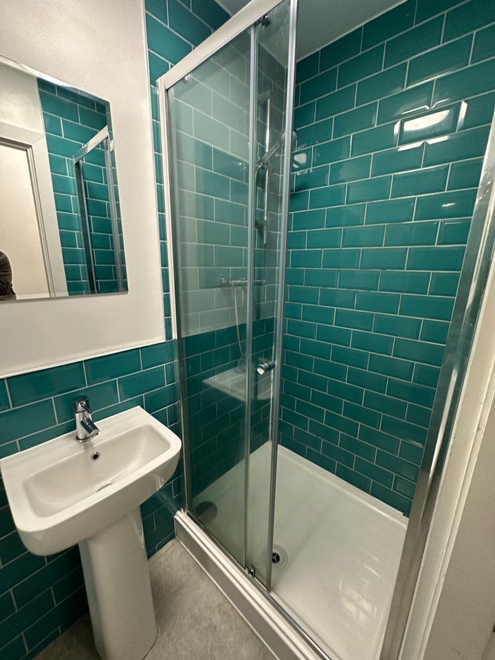 Additional image 3 of 1 Bed Flat, Sir Thomas Street, L1, N1 7GU