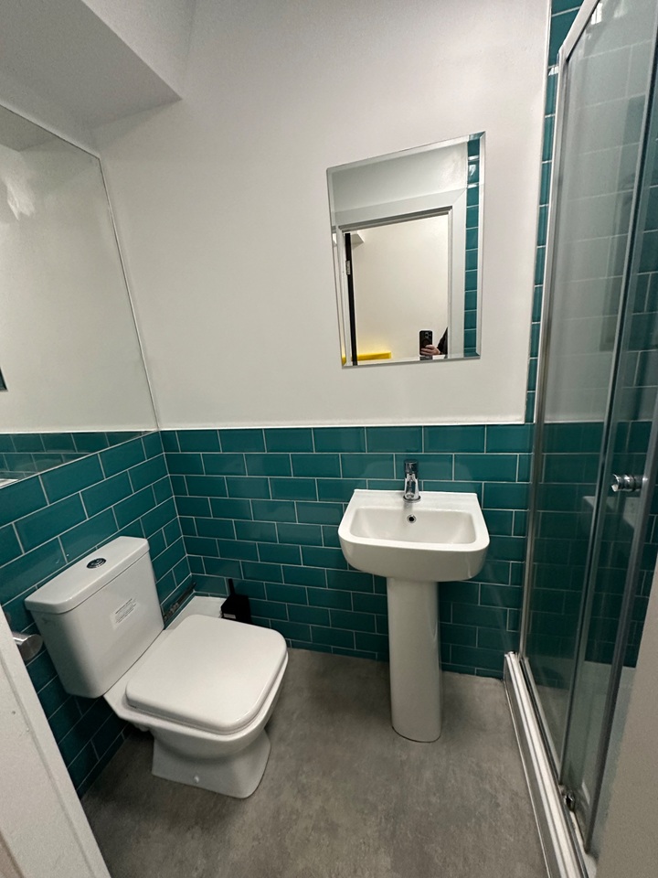 Additional image 8 of 1 Bed Flat, Sir Thomas Street, L1, N1 7GU