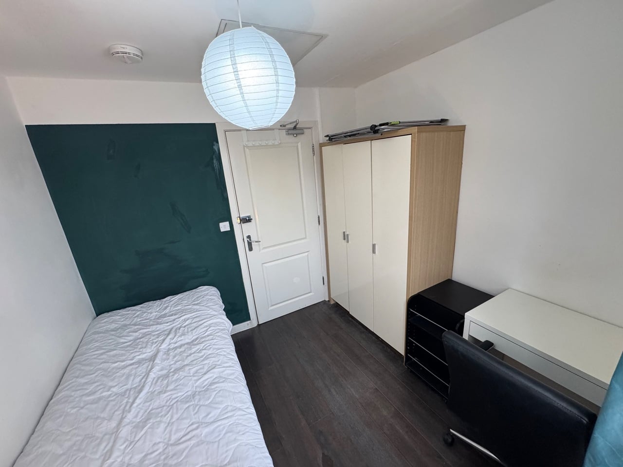 Additional image 2 of Room in a Shared House, Circus Drive, CB4, N1 7GU