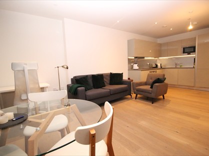 1 Bed Flat, St. Gabriel Walk, SE1