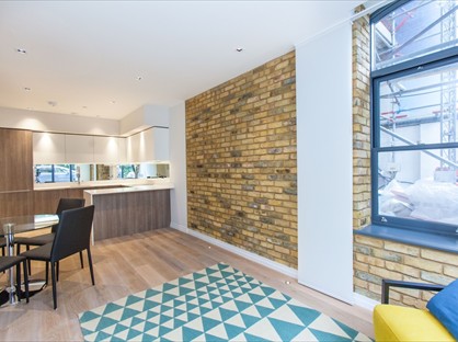 1 Bed Flat, Lawn Lane, SW8