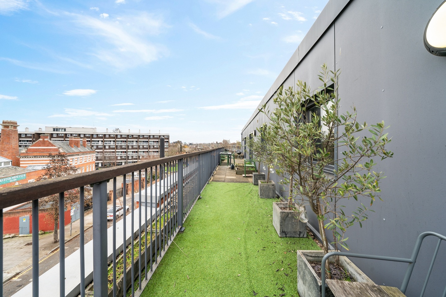 2 Bed Flat, Chapter House, E2