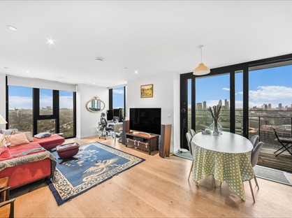 2 Bed Flat, St. Gabriel Walk, SE1