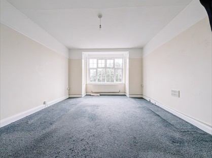 2 Bed Flat, Wynash Gardens, SM5