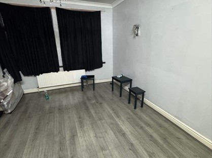 3 Bed Semi-Detached House, Flanders Road, E6