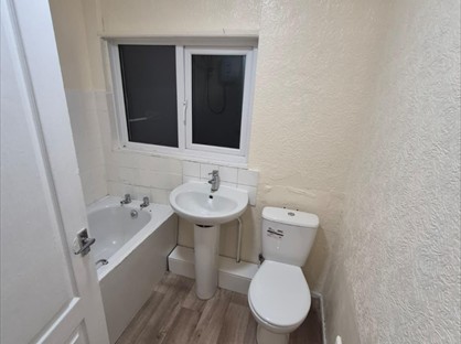 2 Bed Semi-Detached House, Lilac Road, WA3