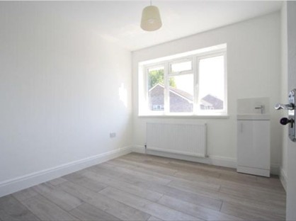 Room in a Shared House, Hoylake Gardens, CR4