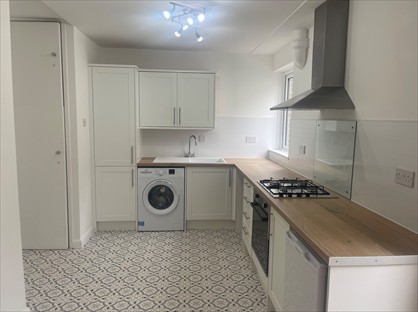 1 Bed Flat, St.Mary's Walk, SL6