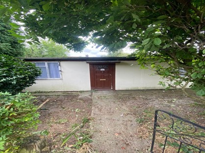 Room in a Shared House, Persant Road, SE6