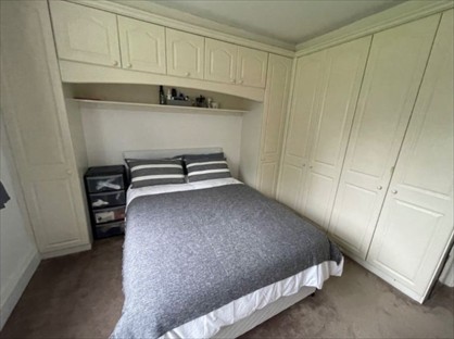 Room in a Shared Flat, Longbridge Road, IG11