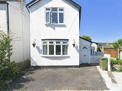 3 Bed Semi-Detached House, St. Andrews Road, SM5