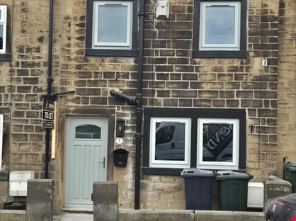 2 Bed Terraced House, Halifax Road, BD13