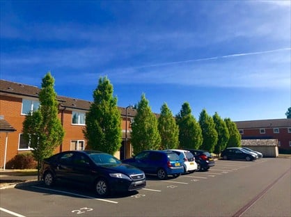 2 Bed Flat, Brookfield Close, SY10