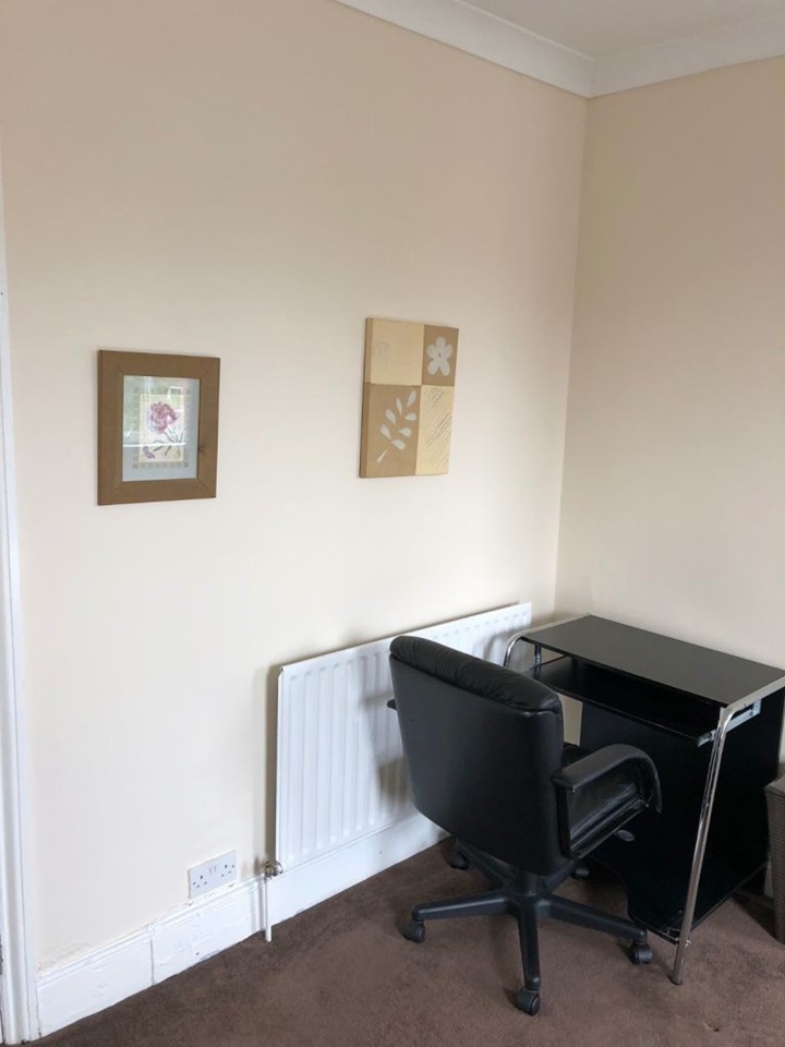 Additional image 3 of Room in a Shared House, Thames Tower, RG1, N1 7GU
