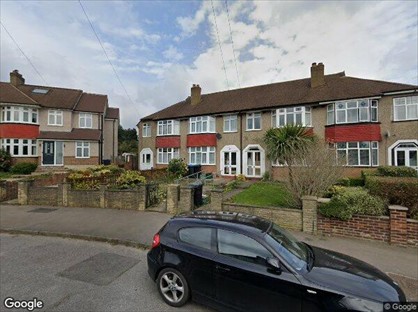 Room in a Shared Flat, Chessington Hill Park, KT9